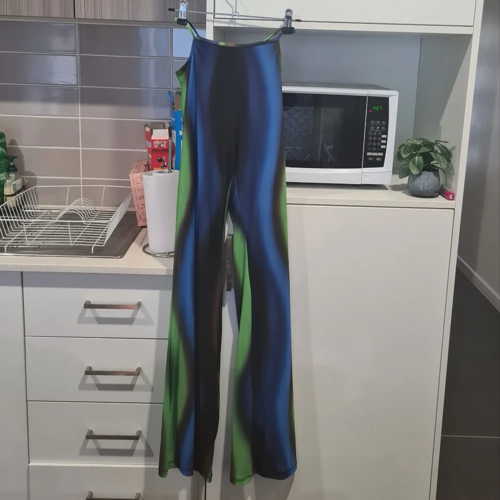 Motel x Olivia Neill Mares Flare Trouser in Solarized Green and Blue - Picture 7 of 9